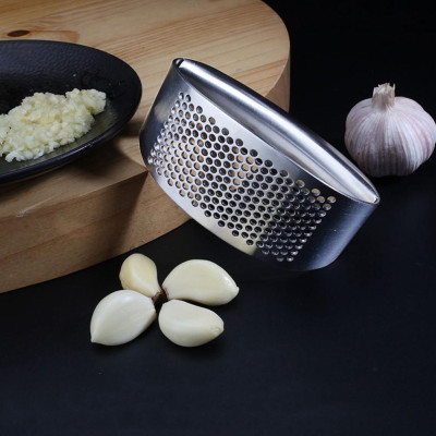 Dụng Cụ ép Nghiền Tỏi Bằng Thép Không Rỉ Garlic Press Có Tay Cầm Tiện Lợi