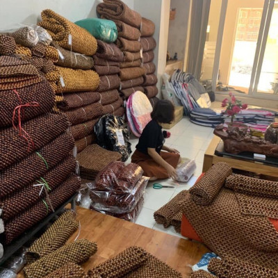 Chiếu Hạt Gỗ Pơ mu kích thước 1,6mx2m - Chiếu gỗ Mian ( video , hình thật )