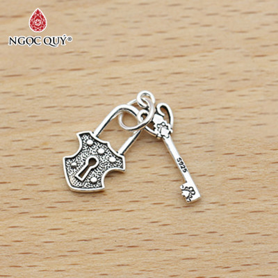 Combo 2 cái charm bạc khóa phím treo - Ngọc Quý Gemstones
