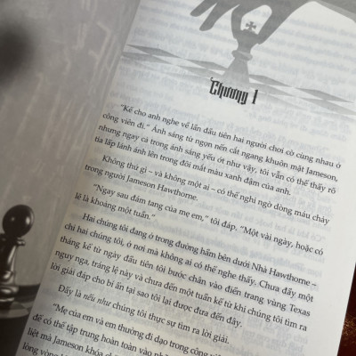 (Tác giả New York Times Best Seller) BÍ MẬT GIA TỘC HAWTHORNE - Jennifer Lynn Barnes – Hoài Anh dịch – 1980 Books - Nxb Thanh Niên (Bìa mềm)