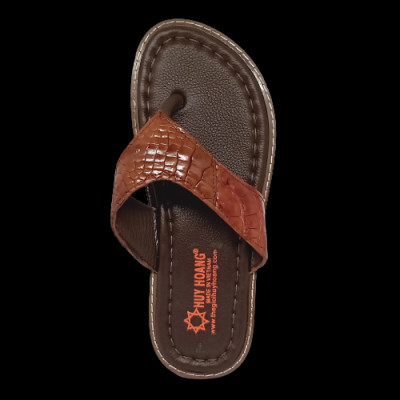 HC7236 - Dép nam Huy Hoàng da cá sấu kiểu kẹp màu nâu đỏ