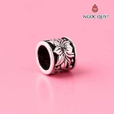 Charm bạc chặn họa tiết hoa sen - Ngọc Quý Gemstones