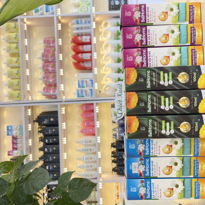 Xả Vải Khô Công Nghệ Sinh Học Bell Home Xanh Hương Ban Mai 100ml