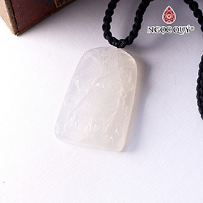Mặt dây chuyền Quan Công đá mã não trắng 60x38mm mệnh thủy, kim - Ngọc Quý Gemstones