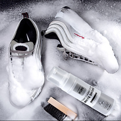 Chất Tẩy Rửa Giày WLWE 200ml – 1TK109020 Trợ Thủ Đắc Lực Cho Giày Của Bạn