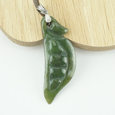 Mặt Dây Chuyền Kiểu Hạt Đậu Đá Ngọc Bích Nephrite Thiên Nhiên