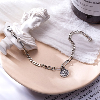 Lắc tay vòng tay titan thép không đen độc đáo hình đồng xu