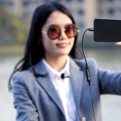 Micro cài áo Saramonic LavMicro Di - Livestream/ Phỏng Vấn/ Quay VLog - Chuyên Dùng Cho Điện Thoại - Hàng Chính Hãng