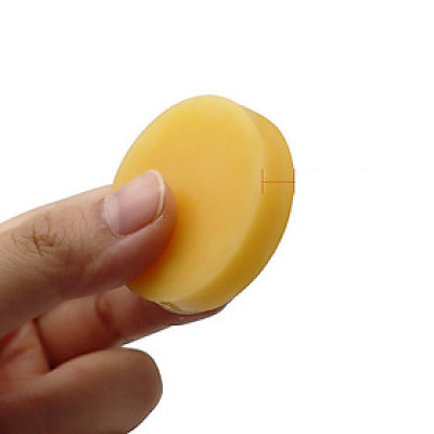 Sáp vuốt chỉ đồ dùng chuyên dụng cho tranh thêu chữ thập