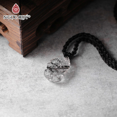Mặt dây chuyền hồ ly nữ hoàng thạch anh tóc đen mệnh thủy, mệnh mộc - Ngọc Quý Gemstones