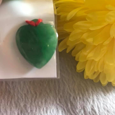 MẶT DÂY CHUYỀN TRÁI TIM XANH NGỌC ĐẬM SIZE 19MM X DẦY 5MM 100% ĐÁ CẨM THẠCH TỰ NHIÊN NỮ LÀM MẶT DÂY CHUYỀN ĐEO ĐẸP