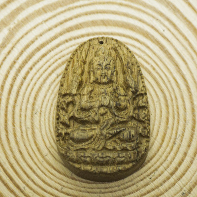 Mặt Dây Chuyền Phật Bản Mệnh Theo Tuổi Trầm Hương Xưởng Mộc Việt