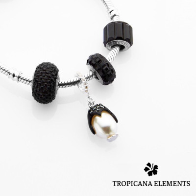 Vòng Tay Tropicana Phối Charm Swarovski Chim Cánh Cụt