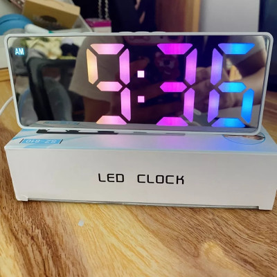 Đồng Hồ Led, Đồng Hồ Để Bàn RGB, Có Báo Thức, Hiển Thị Thời Gian, Nhiệt Độ, Có Cảm Biến Ánh Sáng Tự Động, Decor Phòng Ngủ Chill