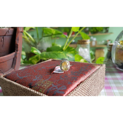 Nhẫn bạc mặt đá