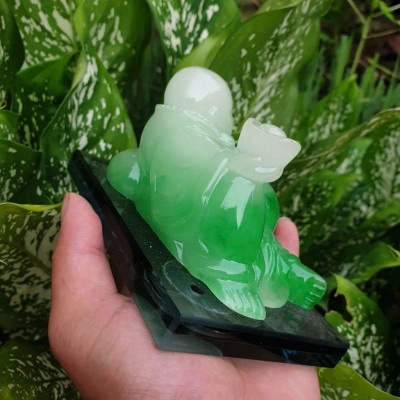 Tượng Ngọc Đá Phong Thủy Có Ngăn Nước Hoa Gắn Taplo ÔTO, Để Bàn Làm Việc – Loại Đẹp Sang Trọng, Mang Lại May Mắn