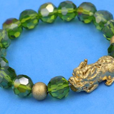 Chuỗi đeo tay Pha Lê Xanh Rêu cắt giác 10 ly Mix Tỳ Hưu inox 2 Bi VFLGXRTHTRHB10 - Chuỗi tay thời trang phong thủy