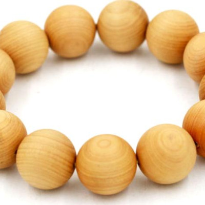 Chuỗi đeo tay gỗ ngọc am 18 ly 13 hạt