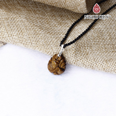 Mặt dây chuyền nữ hoàng hồ ly 9 đuôi thạch anh mắt hổ hợp mệnh thổ, kim - Ngọc Quý Gemstones