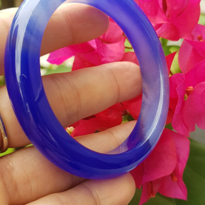 Vòng tay Nữ  Bản Hẹ Đá Mã Não Xanh Dương Đậm nhạt 1 bên đều đẹp Vòng tay Ni 52mm x Cao 11mm x dầy 8mm Nữ mệnh Thủy mệnh môch 50kg - 54kg đeo ạ