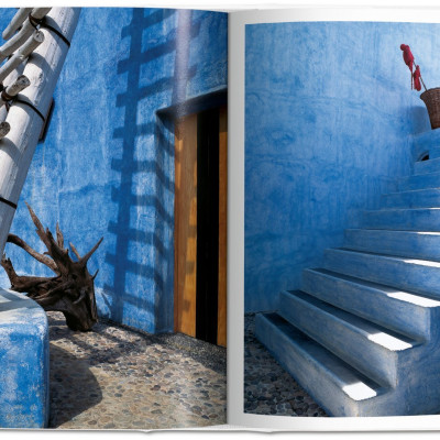 Artbook - Sách Tiếng Anh - Living in Mexico