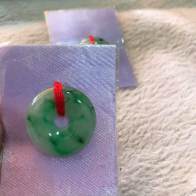 MẶT DÂY CHUYỀN ĐỒNG ĐIẾU ĐỒNG TIỀN Size NHỎ 21MM x DẦY 4MM 100% ĐÁ CẨM THẠCH TỰ NHIÊN MÀU XANH ĐẬM NHẠT BÓNG ĐẸP Ạ