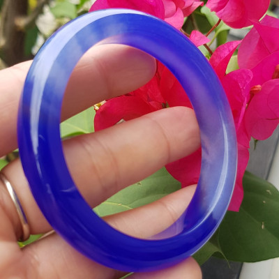 Vòng tay Nữ  Bản Hẹ Đá Mã Não Xanh Dương Đậm nhạt 1 bên đều đẹp Vòng tay Ni 52mm x Cao 11mm x dầy 8mm Nữ mệnh Thủy mệnh môch 50kg - 54kg đeo ạ