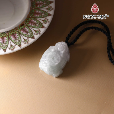 Mặt dây chuyền kim quy cẩm thạch 34x24mm mệnh hỏa mộc - Ngọc Quý Gemstones