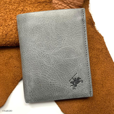 Bóp Đứng Nam Nhỏ Gọn, Chất Liệu Da Bò PULL-UP Mềm Mại, Mỏng Nhẹ, Phong Cách Hiện Đại - Cá Tính, Size Trung, Dáng Đứng - Gập 2, Nhiều Ngăn Để Tiền Và Giấy Tờ Tiện Dụng