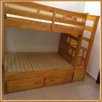 Giường 3 tầng kèm hộc kéo phụ sát đất Tundo màu vàng