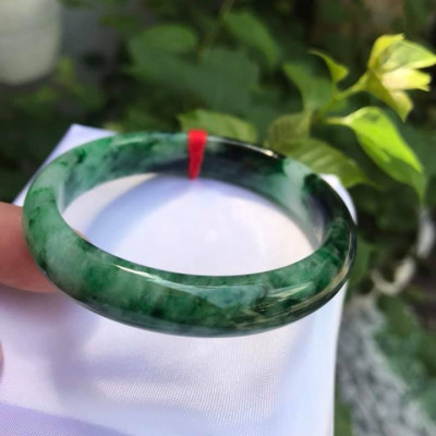 VÒNG ĐÁ CẨM THẠCH HẸ SƠN THỦY LIỀN KHỐI NI 52 100% THIÊN NHIÊN MÀU XANH SƠN THỦY VÂN ĐẬM NHẠT NỮ 50KG - 60KG ĐEO ĐẸP TAY Ạ