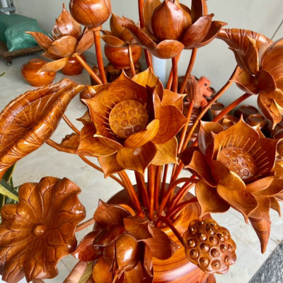 1 Bình hoa sen gỗ hương đỏ ,25 cành hoa lá gương ,bằng gỗ hương đá trang trí phòng khách ,phòng thờ quá đẹp 