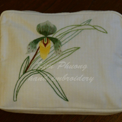 Túi vải thêu tay đựng đồ dùng cá nhân 