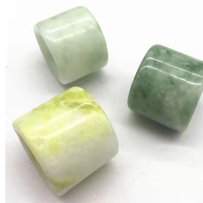 Nhẫn ngọc càn long, đeo ngón tay cái, chất liệu ngọc thiên nhiên, thấu quang, chiếc nhẫn dành cho người thủ lĩnh, kèm bản Photo giấy kiểm định của SJC