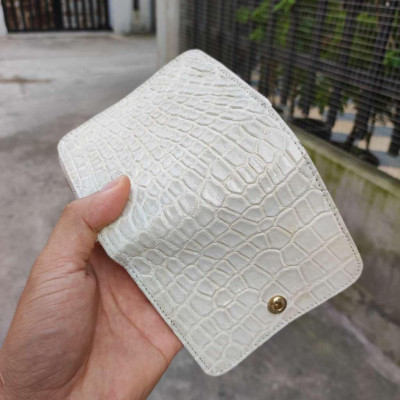 Ví nữ cầm tay nhiều ngăn Da bụng cá sấu bạch tạng!