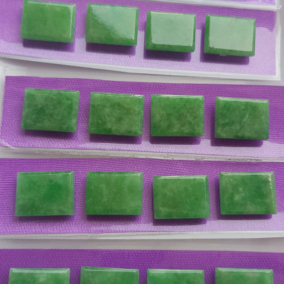 BỘ Lắc Tay Mới 4 viên Hình Chữ Nhật Vuông Xanh Ngọc Tươi đều bóng đẹp Size Dài 14mm x Ngang 12mm x cao 3mm Đá Ngọc Cẩm Thạch tự nhiên Nữ mệnh mộc hỏa thủy bọc vàng đeo đẹp sang món quà tặng ý nghĩa gửi đến Mẹ và người thân ạ