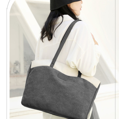 Túi xách nữ công sở dáng ngang cao cấp BEE GEE TN1130