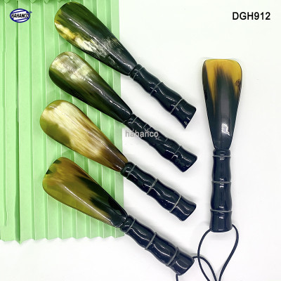 Đón giày bằng sừng tay cầm đốt trúc VIP (Dài 20cm) DGH912 - Chuyên dụng cho giày cao cấp - Cho giày Nam & Nữ - Product of HAHANCO