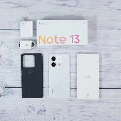 Điện thoại Xiaomi Redmi Note 13 5G (8GB/128GB) Màn hình Amoled 6.67" Chip Dimensity 6080 - Hàng nhập khẩu