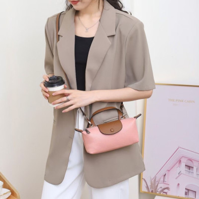 Túi đeo chéo nữ phong cách dễ thương – BEE GEE DCNU1068