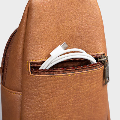 Balo Lata ( Thời trang nam đi chơi cỡ trung - Balo đeo chéo da BALC26 )