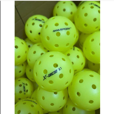 Qủa bóng Pickleball AMA SPORT, X-ace 40 lỗ, nặng 26g dường kính 74mm đạt tiêu chuẩn thi đấu quốc tế