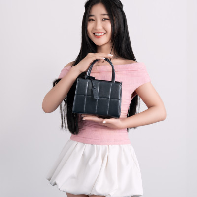 Túi Yuumy ( Thời trang nữ túi đeo chéo da + ví mini -  Bộ quà tặng túi xách Rạng Rỡ YHQ02 )