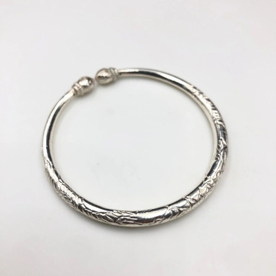 Vòng Tay Lắc Tay Cho Bé Bạc Ta Dạng Kiềng Họa Tiết BẠC HIỂU MINH LTE531