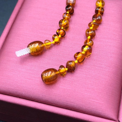 Vòng Cổ , Dây Chuyền Dành Cho Bé Hổ Phách Nhựa Thông Màu Đậm Chính Hãng BẠC HIỂU MINH DTE058S