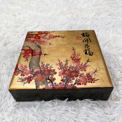 Hộp đựng bánh mứt sơn mài cao cấp Thanh Bình Lê, hộp vuông nền dát vàng 4 ngăn rời 23x23x6 cm