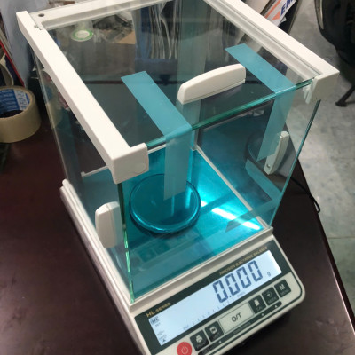 Cân Điện Tử HL 520g 0.001g