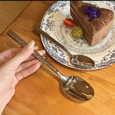 THÌA ĂN LUXURY SANG TRỌNG PHONG CÁCH HOA VĂN BẮC ÂU CAO CẤP - DÀI 21CM