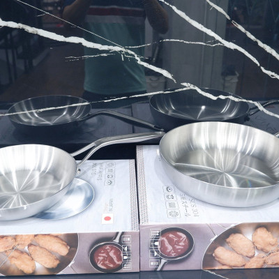 Chảo Inox SEKA Cạn Lòng SK6030 - 5 Lớp Nguyên Khối Chống Dính Size 26cm, 22cm, 16cm Dùng Cho Mọi Loại Bếp - Hàng Chính Hãng