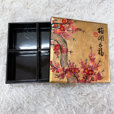 Hộp đựng bánh mứt sơn mài cao cấp Thanh Bình Lê, hộp vuông nền dát vàng 4 ngăn rời 23x23x6 cm